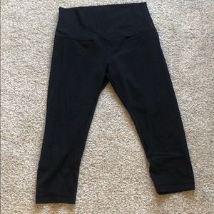 Lululemon align high rise crop 17”